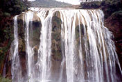 Huang Goshu Waterfall China